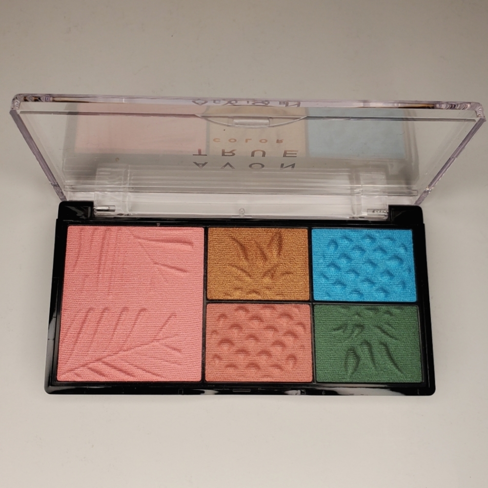 Avon Sunset Beach Face & Eye Palette